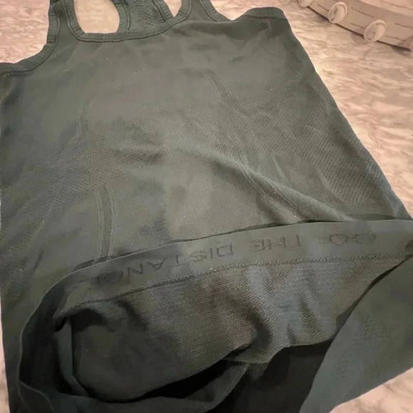 Lululemon Tank - Great Condition Size 2 , dark teal tank - Picture 4 of 4